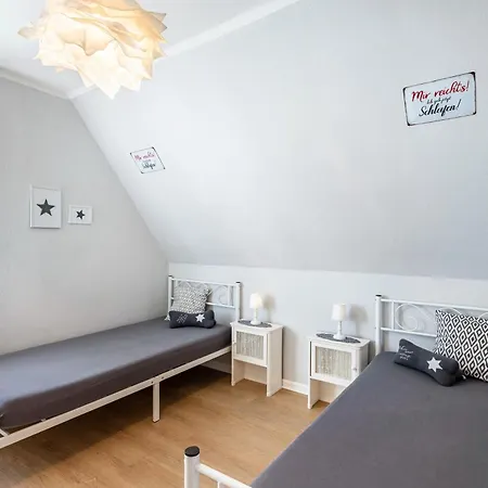 公寓 Annes Stuebchen 施马伦贝格